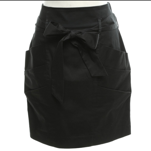 Deep pocket belted skirt - Picture 1 of 7